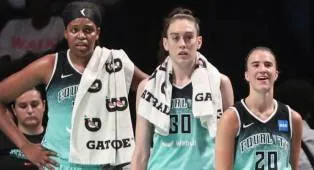New York Liberty Ikat Tiga Bintang Utama dengan Kontrak Baru