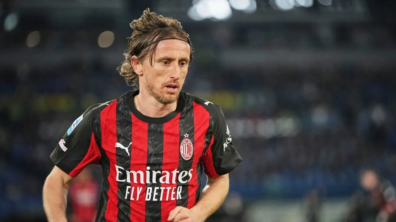 AC Milan Berusaha Yakinkan Luka Modric Untuk Bertahan di Musim Depan