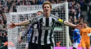 Anthony Gordon Ngebet ke Bayern, Newcastle Siap Kehilangan Bintang?