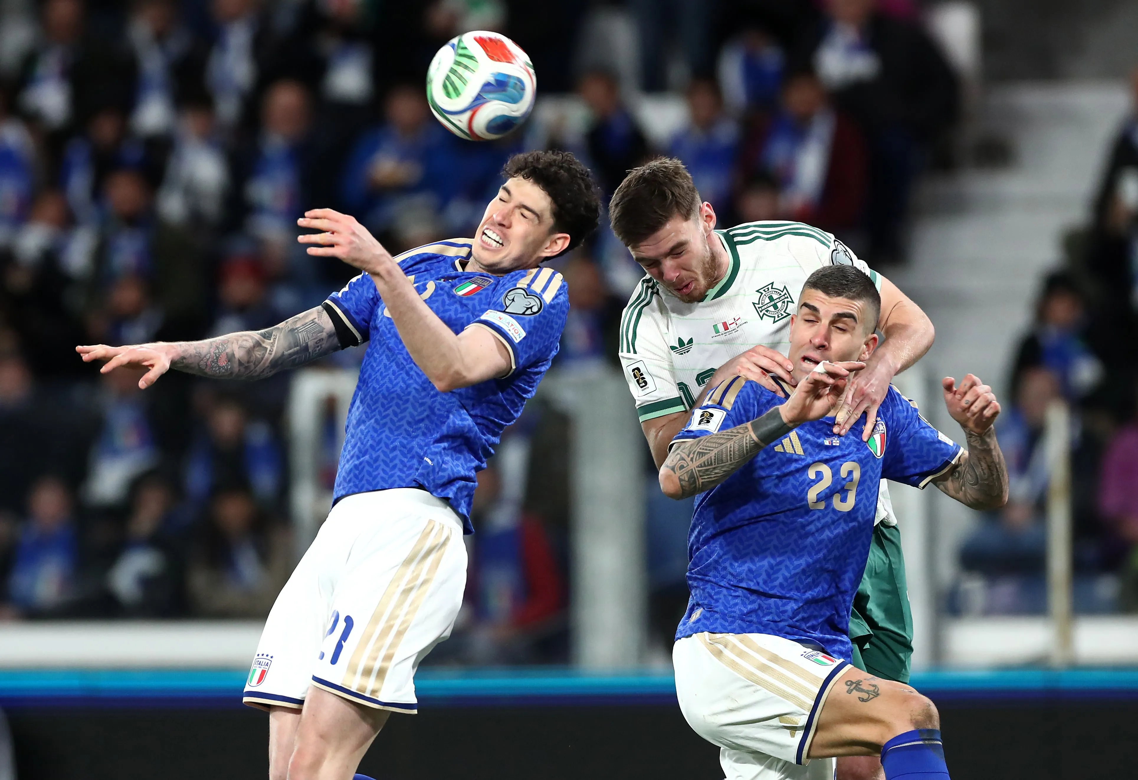 Bastoni Tolak Tawaran Liverpool, Pilih Barcelona - sumber: (footballespana)