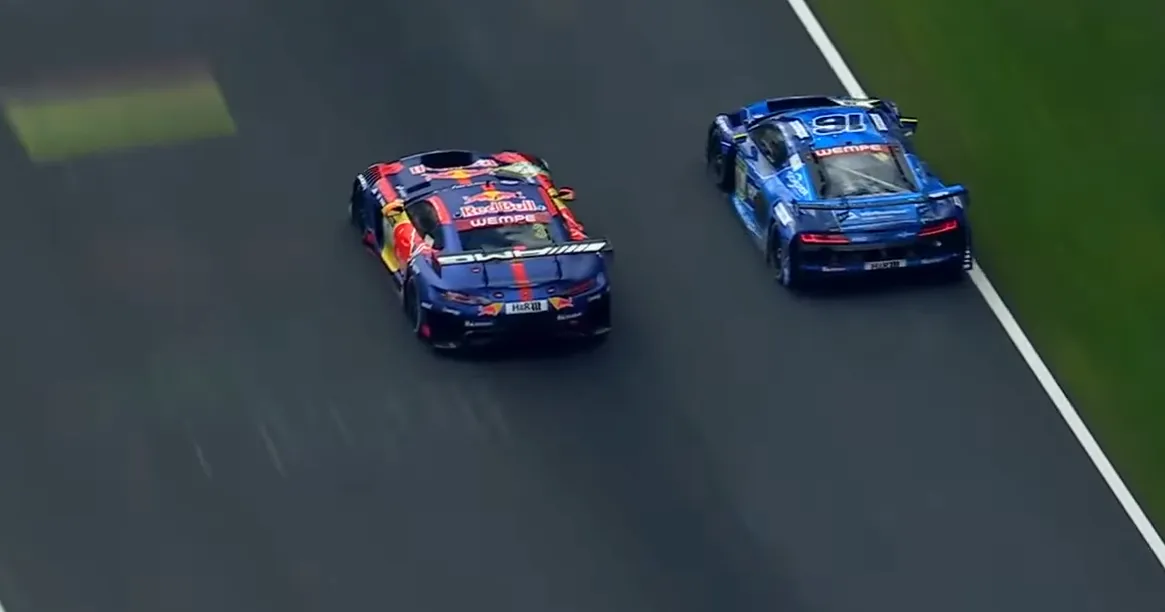 Christopher Haase Puji Respek Max Verstappen di Nurburgring - sumber: (racingnews365)