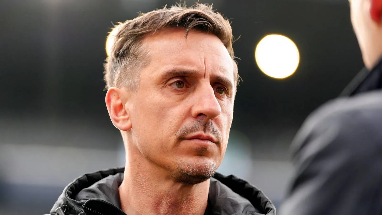 Gary Neville Ungkap Stadion Favoritnya di Dunia - sumber: (givemesport)