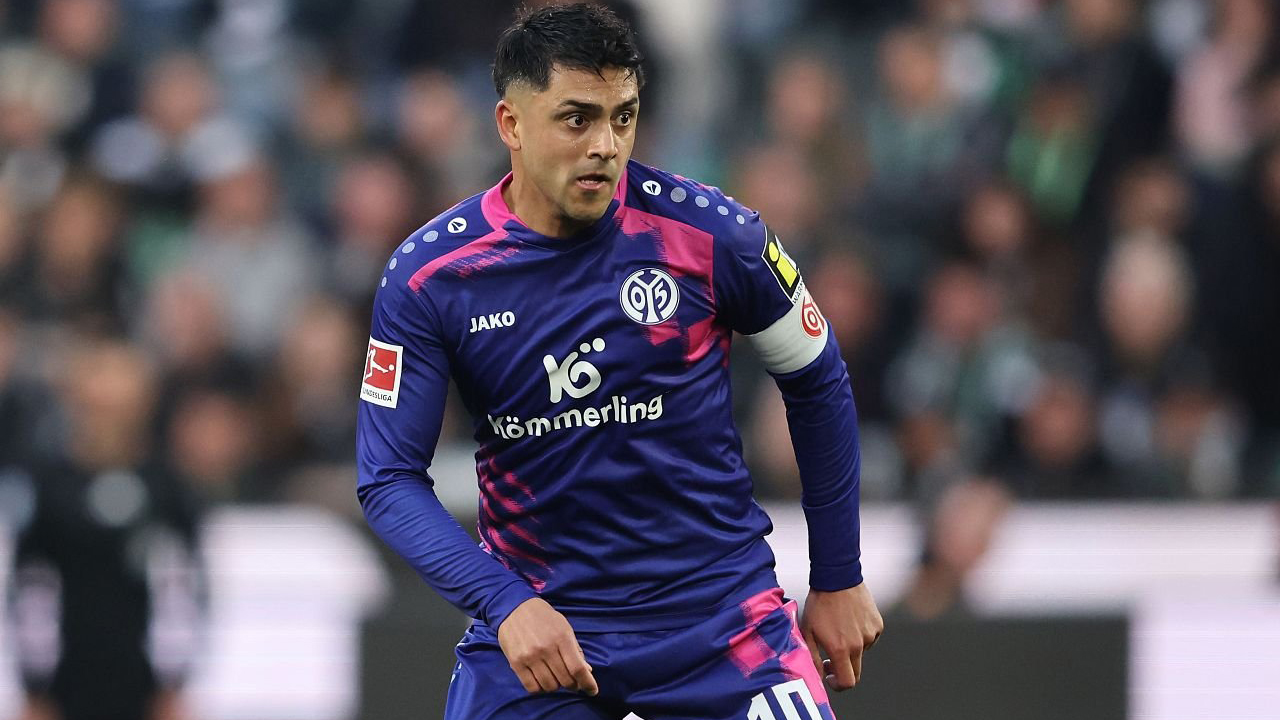 Gol Injury Time Jadi Bukti, Nadiem Amiri Bangga dengan Semangat Mainz