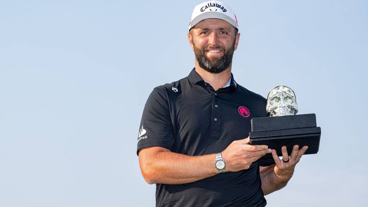 Jon Rahm Juara LIV Golf Mexico City dengan Selisih Enam Pukulan