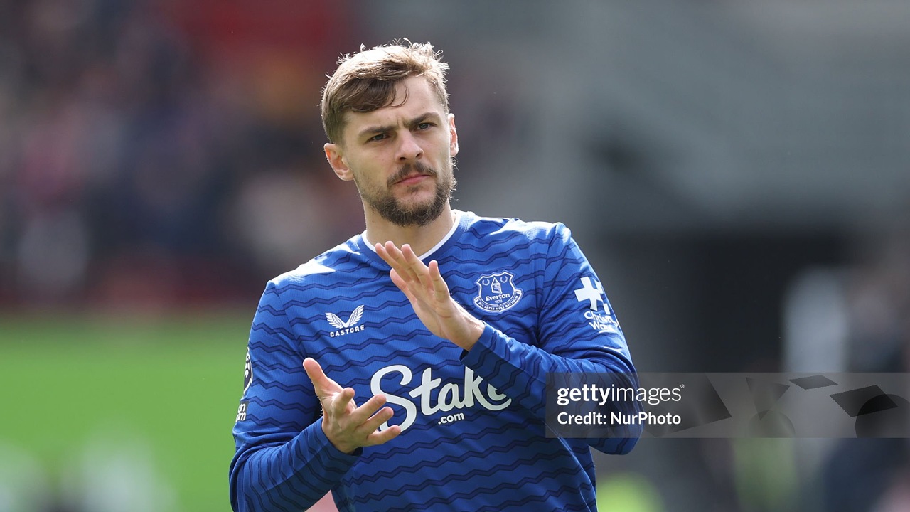 Kiernan Dewsbury-Hall Dijatuhkan, David Moyes Ngamuk soal Penalti