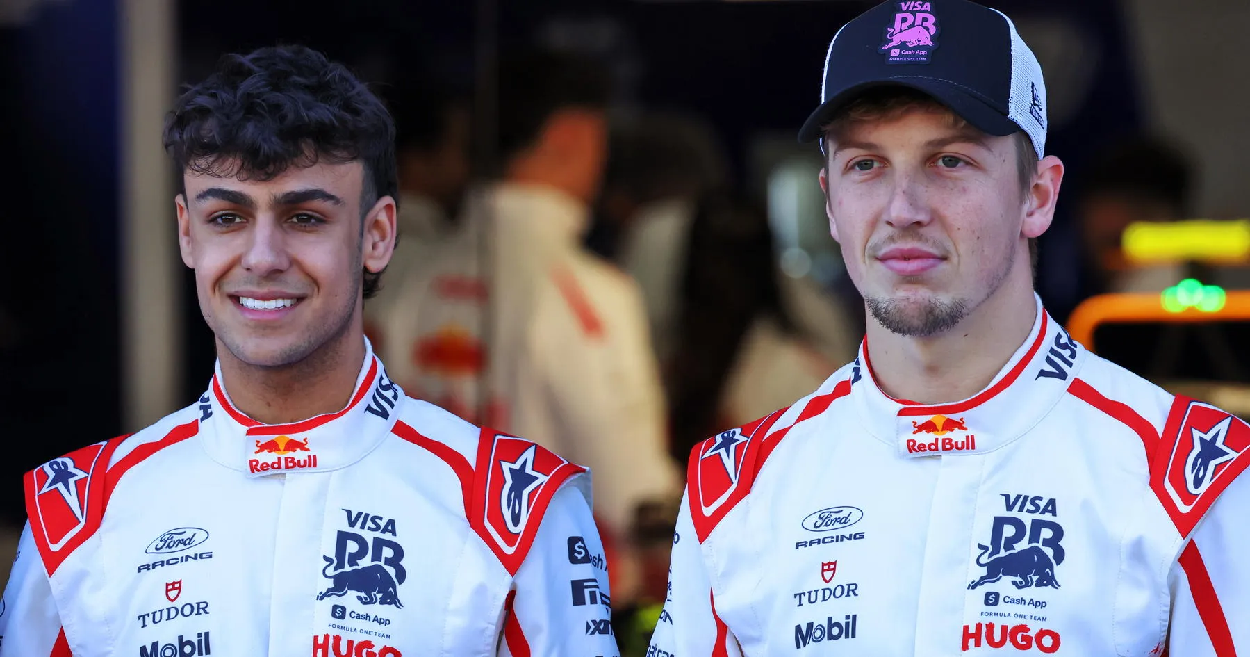 Liam Lawson Ungkap Kemajuan Hubungan dengan Arvid Lindblad - sumber: (racingnews365)