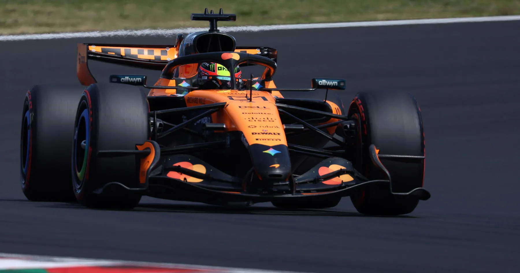 McLaren Ungkap Dua Alasan Awal Sulit Musim F1 2026 - sumber: (racingnews365)