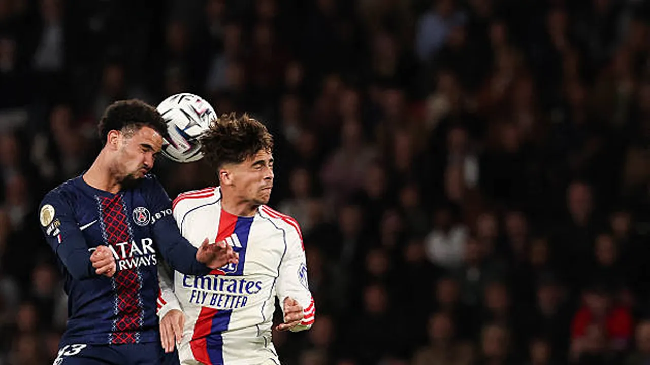 Paris Saint-Germain 1-2 Lyon, Fakta Menarik Usai Laga Ligue 1 Prancis