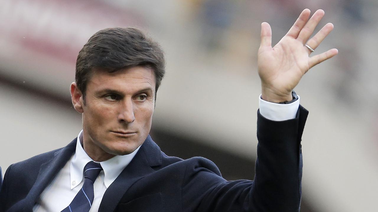 Puji Cristian Chivu, Javier Zanetti: Dia Pelatih Yang Memiliki DNA Treble