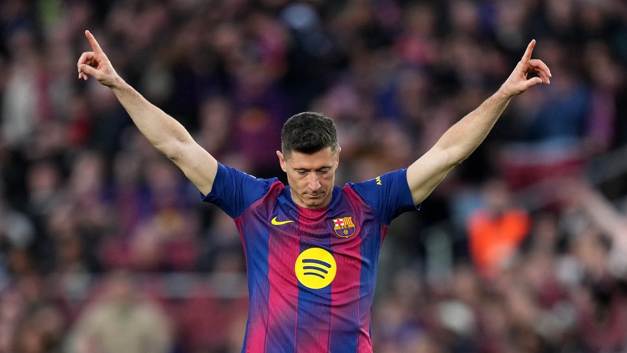 Robert Lewandowski Kemungkinan di Bulan Terakhir Bersama Barcelona