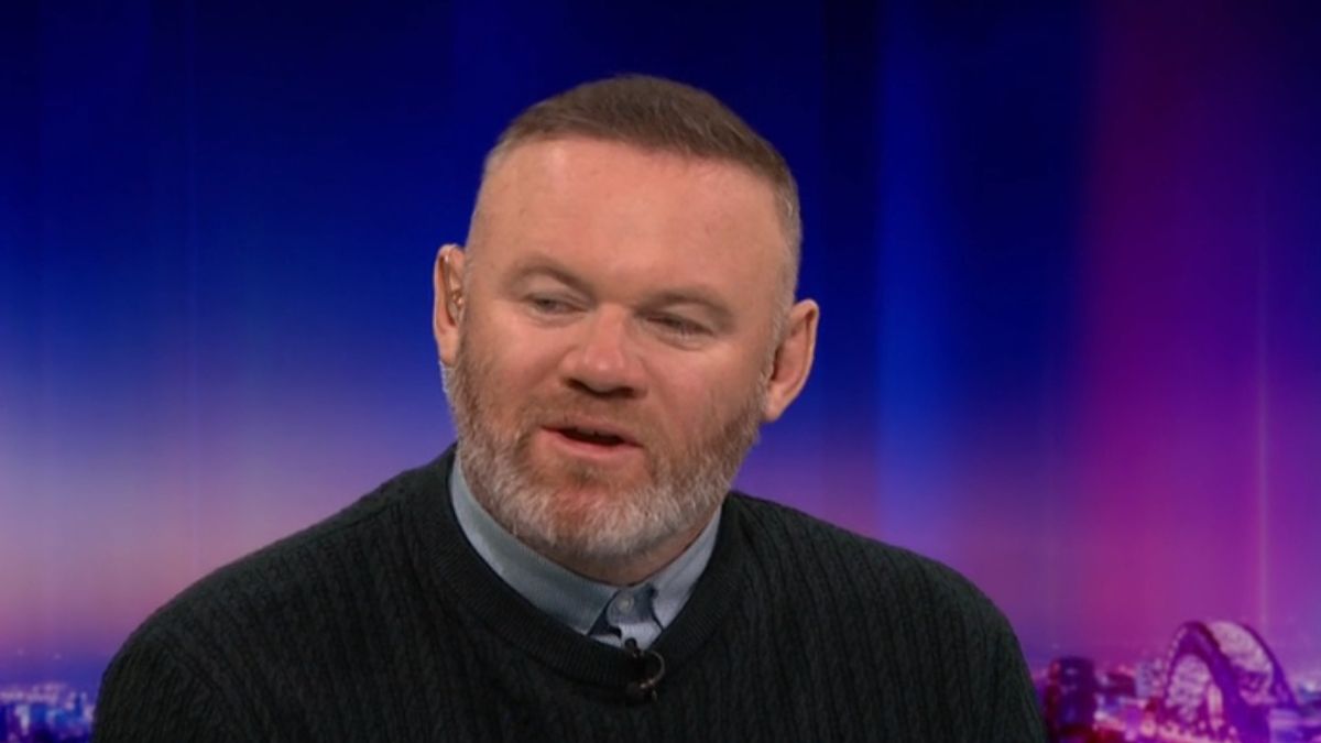 Rooney Ramalkan Alur Juara Arsenal dan Man City