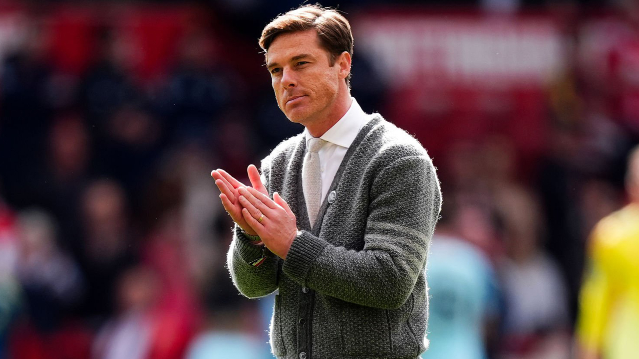Scott Parker Kritik Inkonsistensi Burnley Usai Kekalahan Telak dari Forest