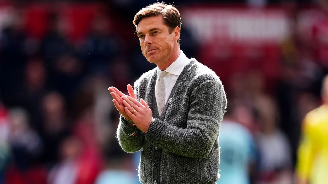 Scott Parker Kritik Inkonsistensi Burnley Usai Kekalahan Telak dari Forest