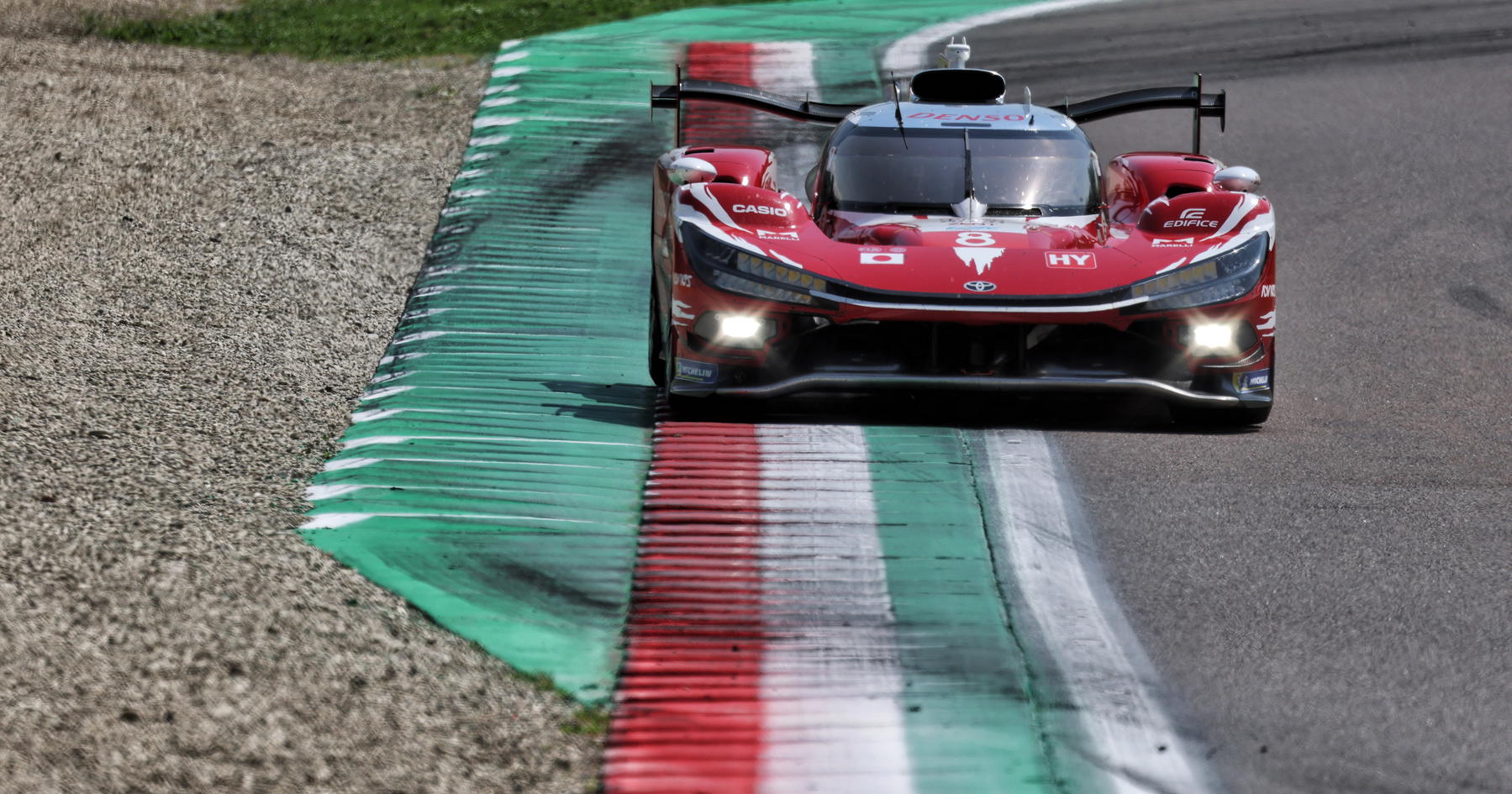 Toyota #8 Juara Pembuka Kejuaraan Ketahanan Dunia di Imola