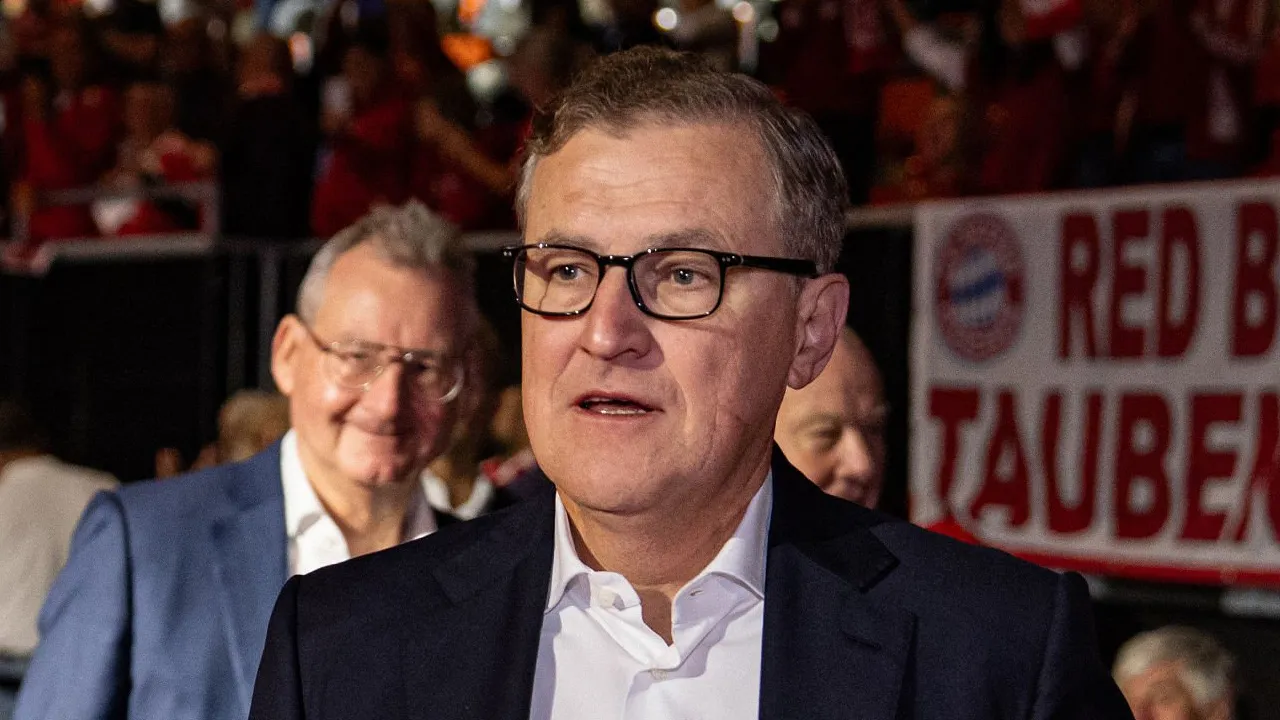 Usai Juara, Jan-Christian Dreesen Ingatkan Bayern Soal Misi Berikutnya