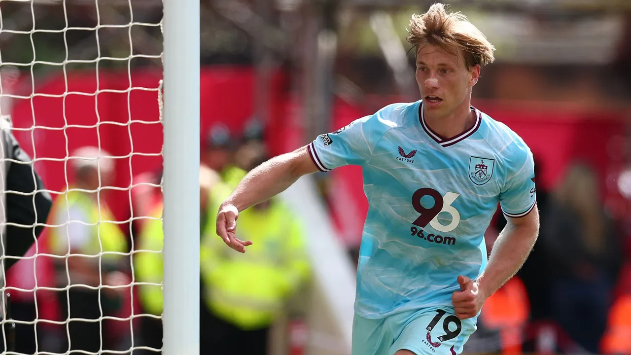 Zian Flemming Akui Keunggulan Nottingham Forest atas Burnley