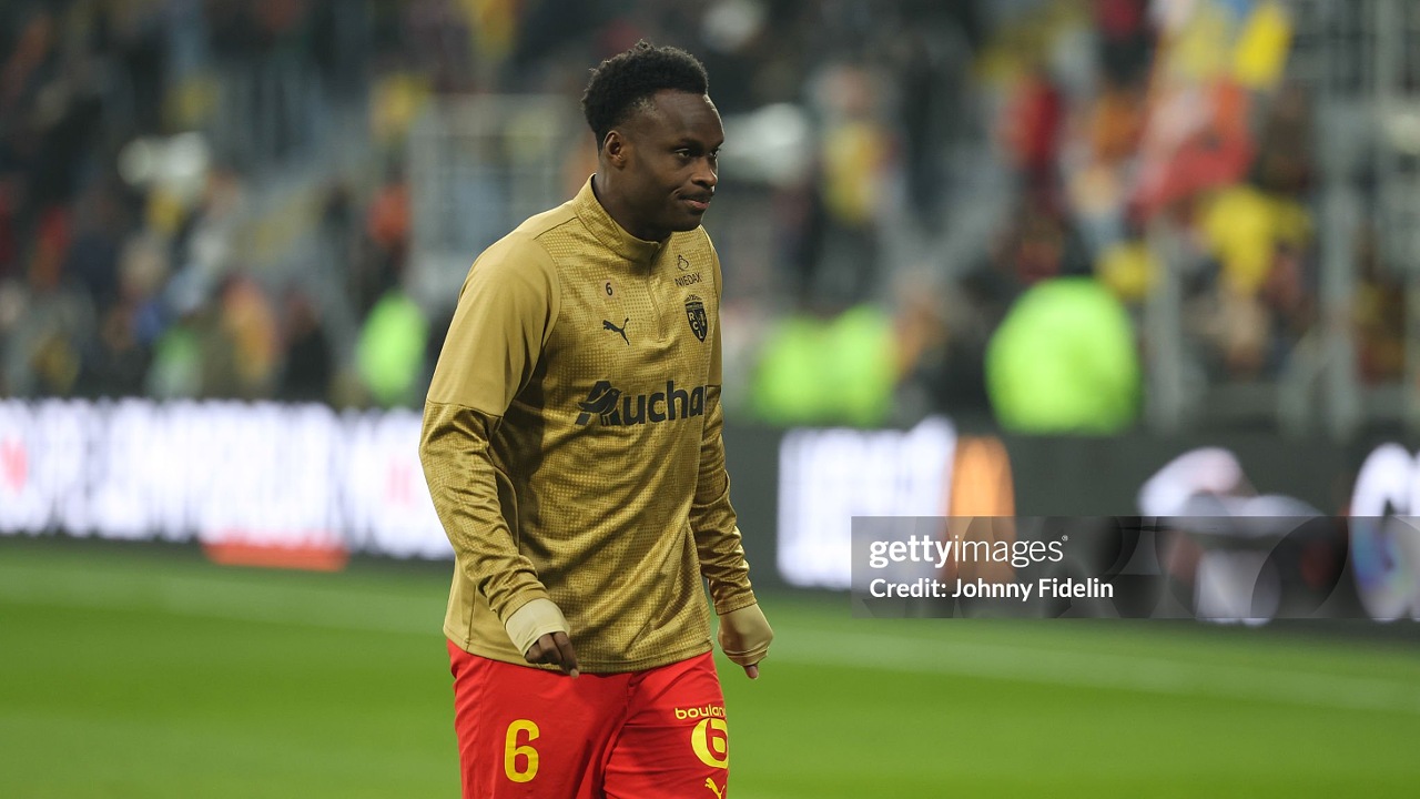 Aston Villa dan Juventus Incar Bek Muda Lens, Samson Baidoo