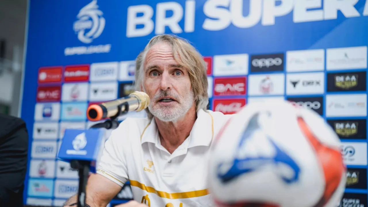 Dewa United gagal segel kemenangan atas Persib karena kesalahan sendiri