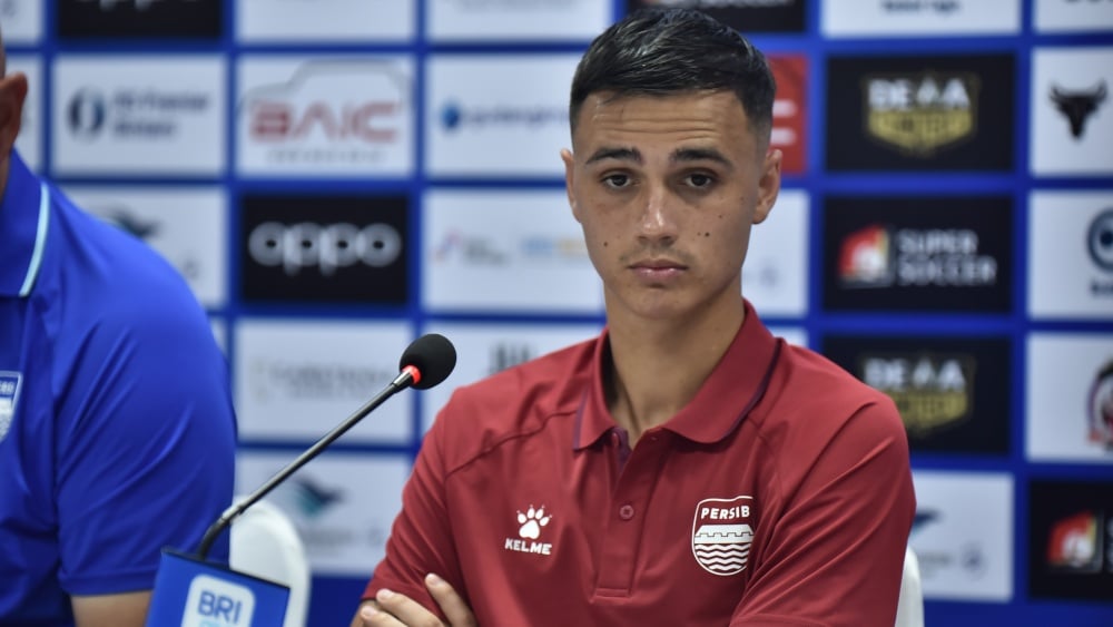 Eliano Soroti Semangat Juang Persib di Lapangan