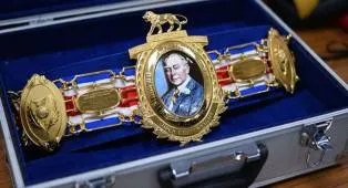 Juara Kelas Berat Inggris Baru Bertekad Kuasai Divisi