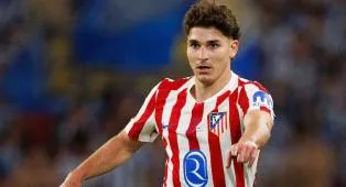 Julian Alvarez Lebih Pilih Barcelona, Arsenal dan PSG Kalah Saing