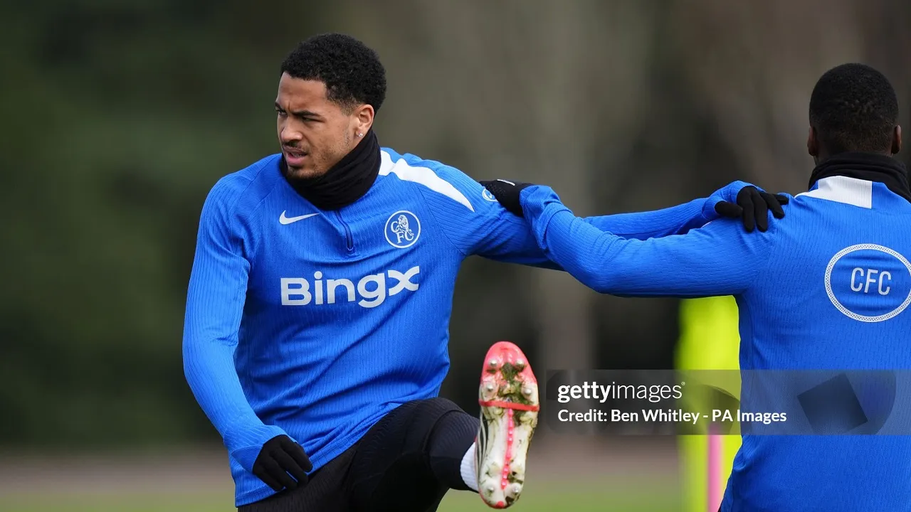 Liam Rosenior optimistis Levi Colwill bisa main lagi musim ini
