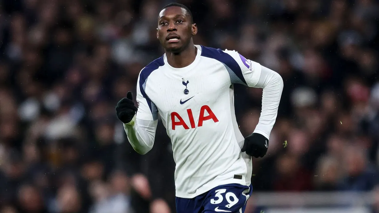 Liverpool Ikut Kejar Randal Kolo Muani, Juventus Dapat Saingan Baru