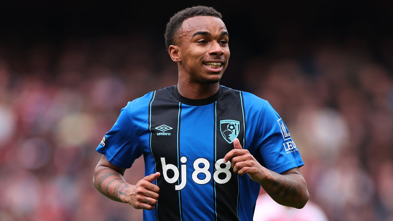 Manchester United Kirim Pemandu Bakat untuk Pantau Eli Junior Kroupi