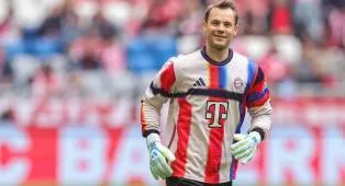 Manuel Neuer Belum Jalin Kontak dengan Klub Premier League