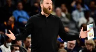 Milwaukee Bucks Temui Taylor Jenkins Bahas Posisi Pelatih Kepala