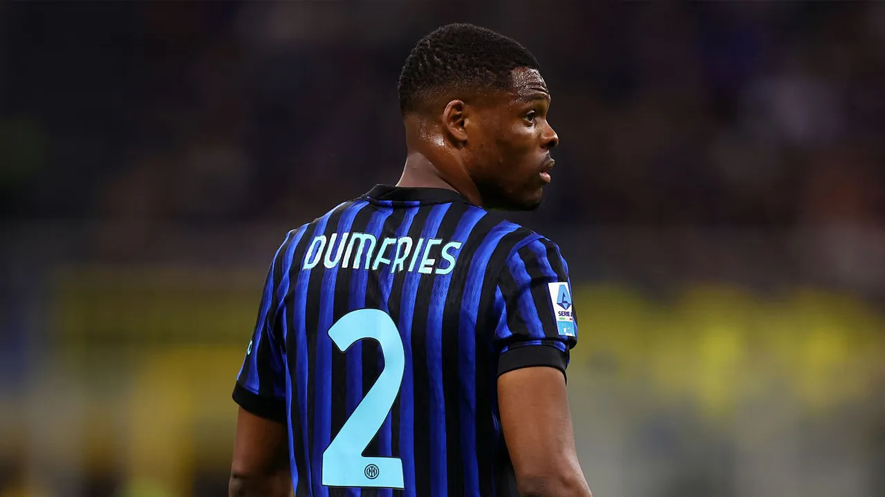 MU dan Villa Jadi Klub Paling Serius Kejar Denzel Dumfries