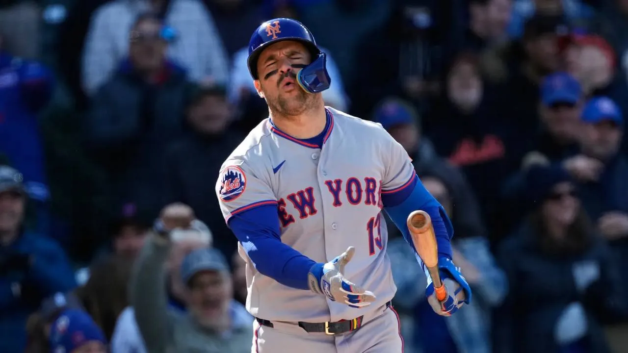 Ini menjadi rekor kekalahan beruntun terpanjang New York Mets pada bulan April sepanjang sejarah klub, sekaligus laju tercepat mereka mencapai 15 kekalahan sejak 1983. (Foto: AP)