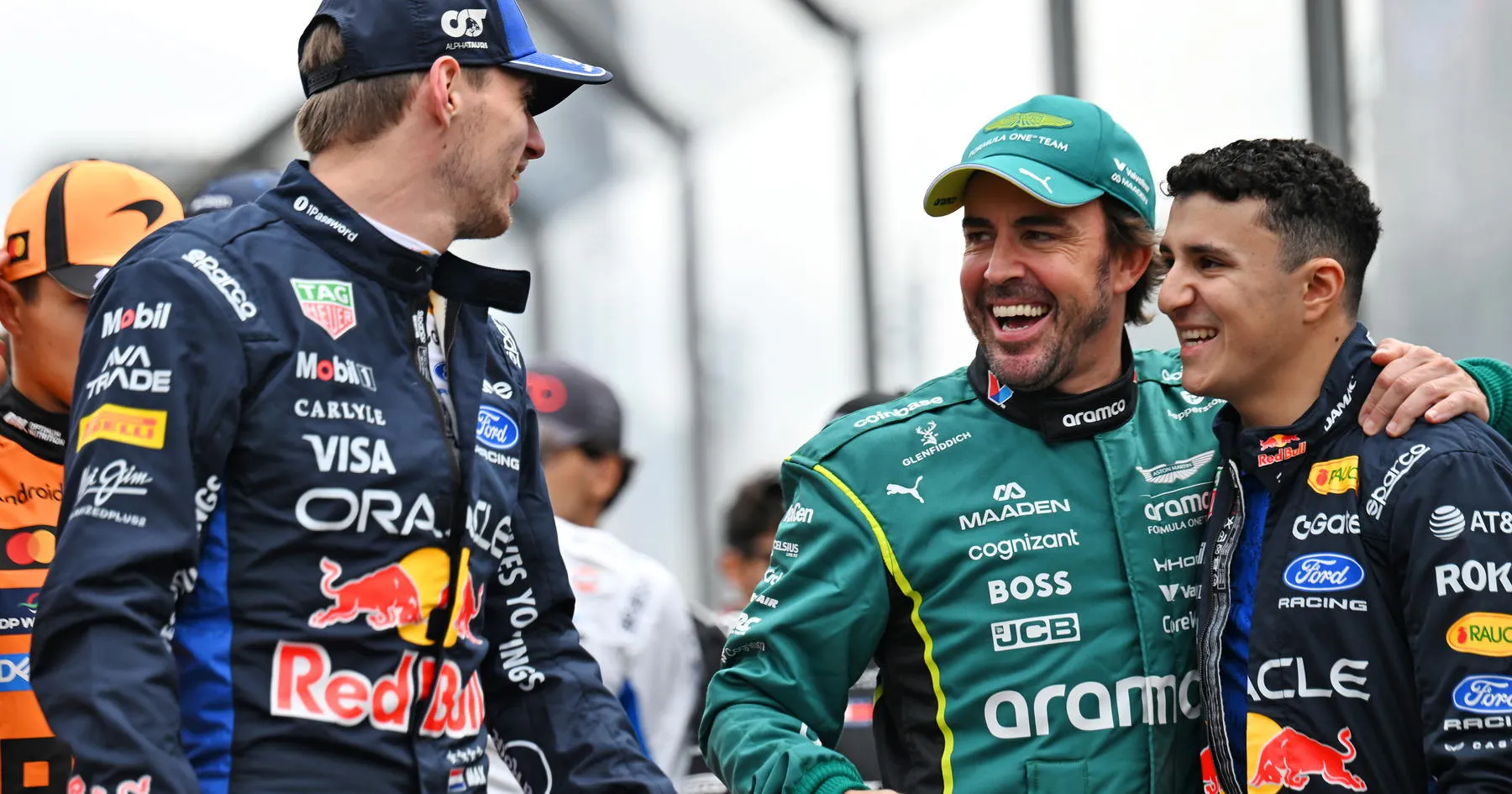 Pasar Pembalap Bergantung pada Keputusan Verstappen - sumber: (racingnews365)