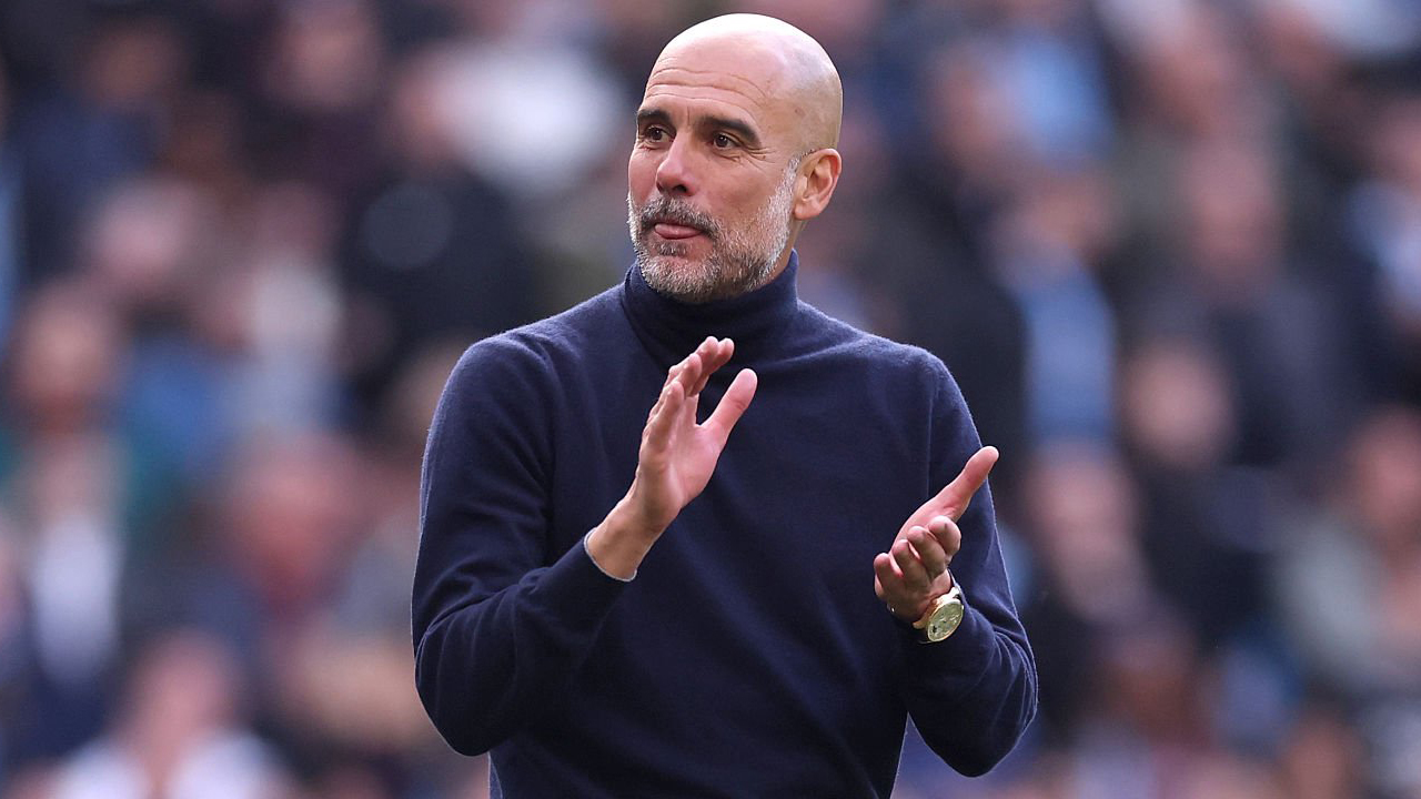 Persaingan Makin Panas, Pep Guardiola Minta Man City Tak Lengah