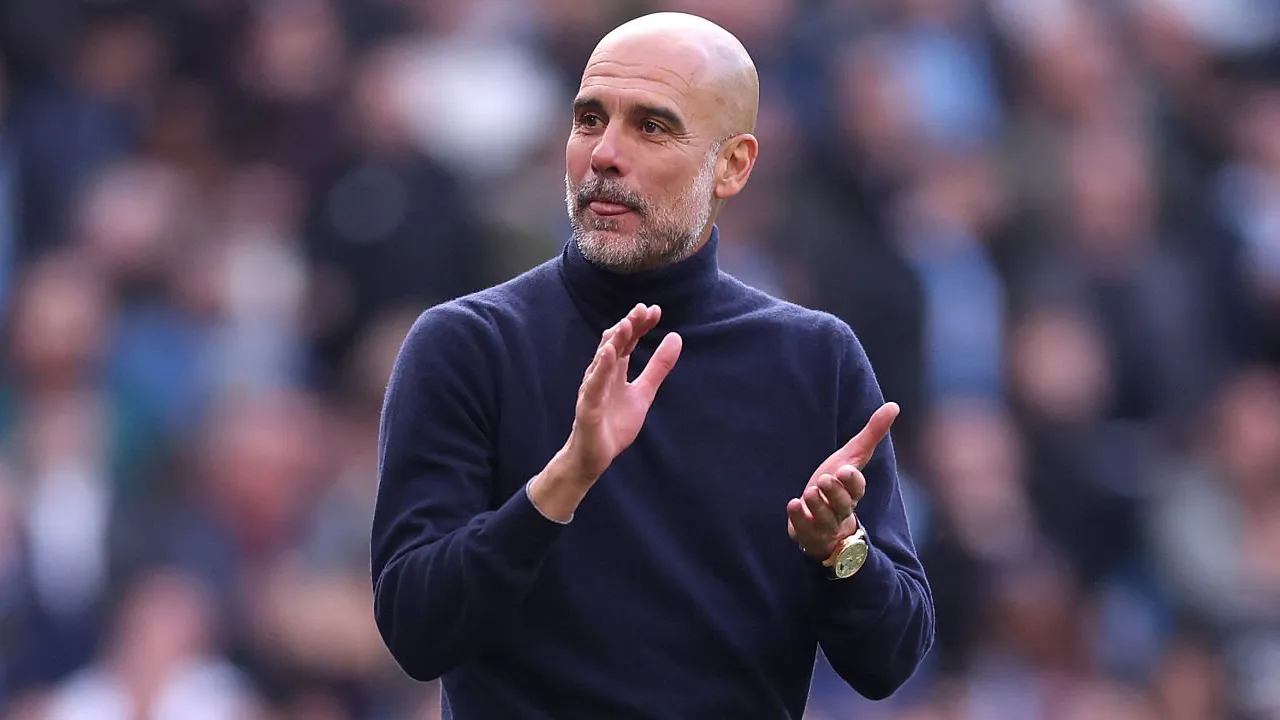 Persaingan Makin Panas, Pep Guardiola Minta Man City Tak Lengah