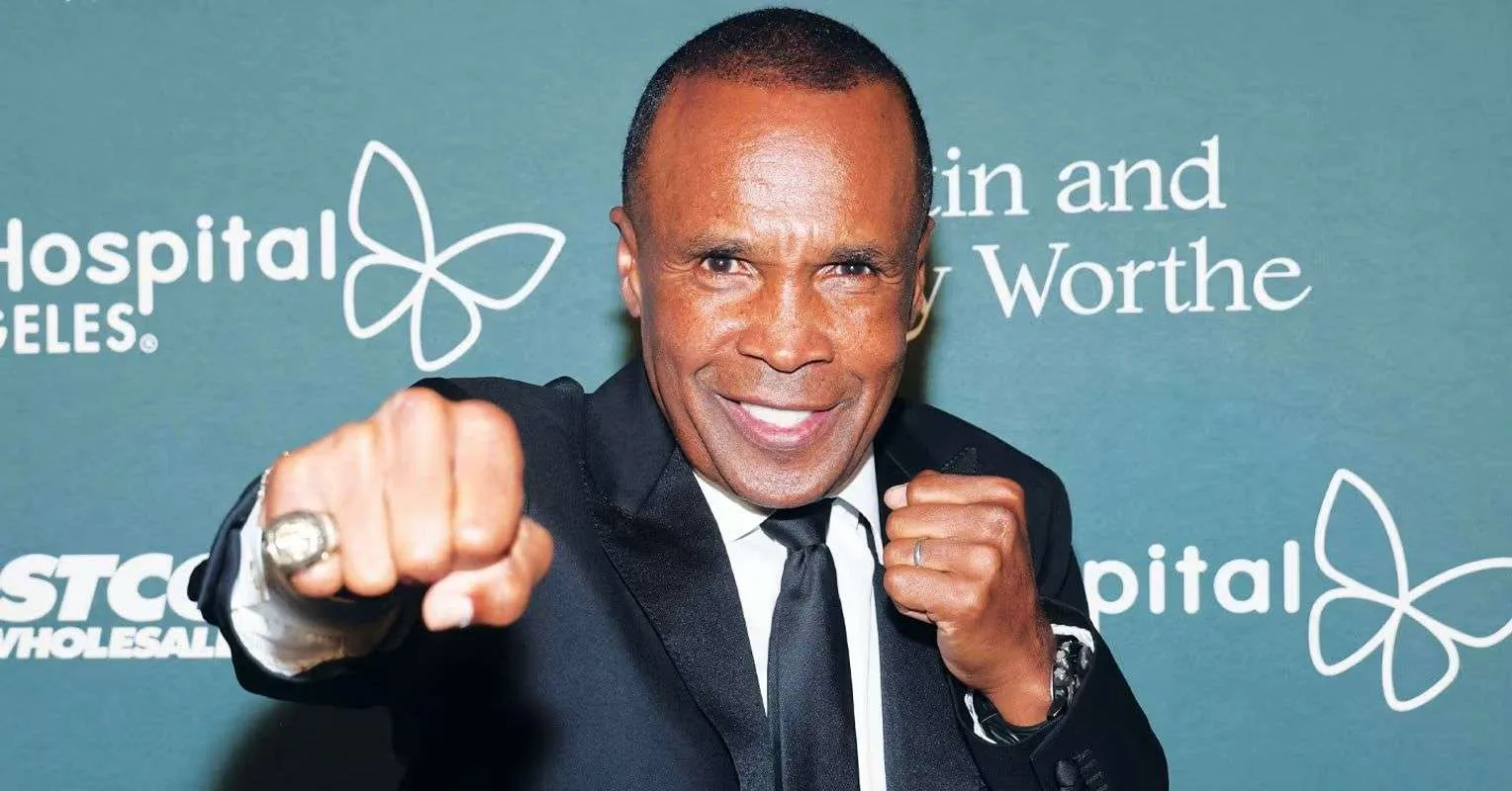Sugar Ray Leonard Sebut Duel Terfavorit: Ia Lawan Si Buas - sumber: (secondsout)