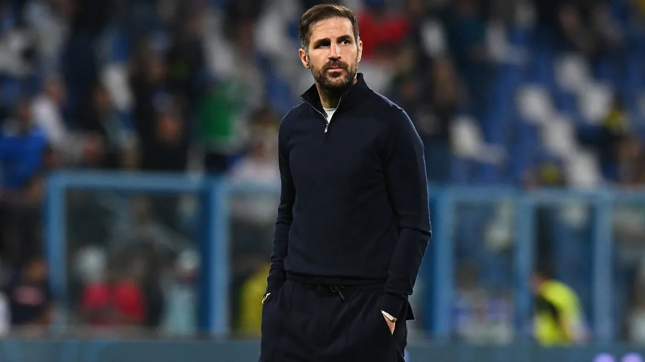 Tegas! Cesc Fabregas Tutup Peluang Latih Chelsea atau Timnas Italia