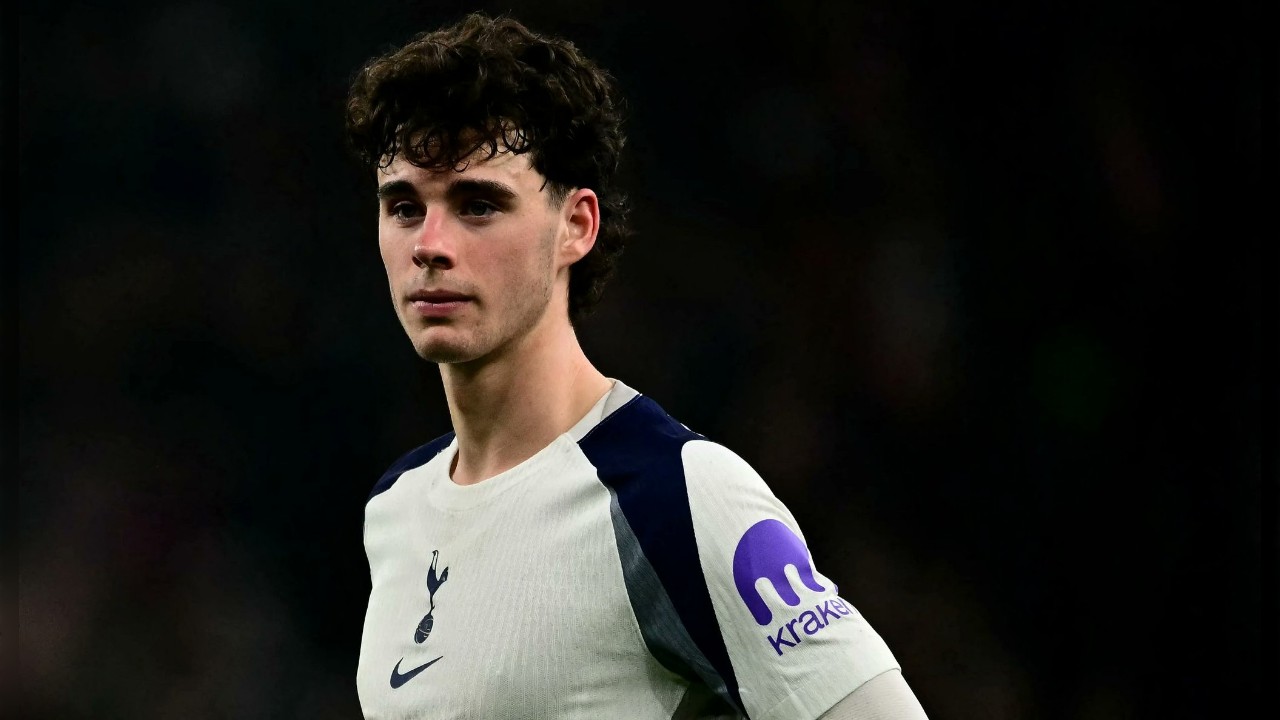 Tottenham Percaya Diri Bisa Pertahankan Target Liverpool dan Bayern Munich