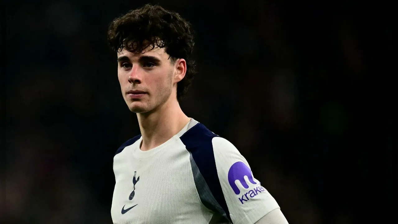 Tottenham Percaya Diri Bisa Pertahankan Target Liverpool dan Bayern Munich