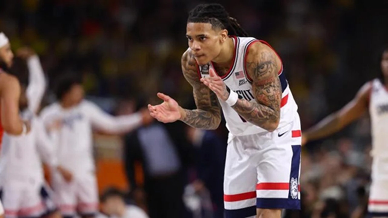 UConn Kehilangan Solo Ball hingga Akhir Musim