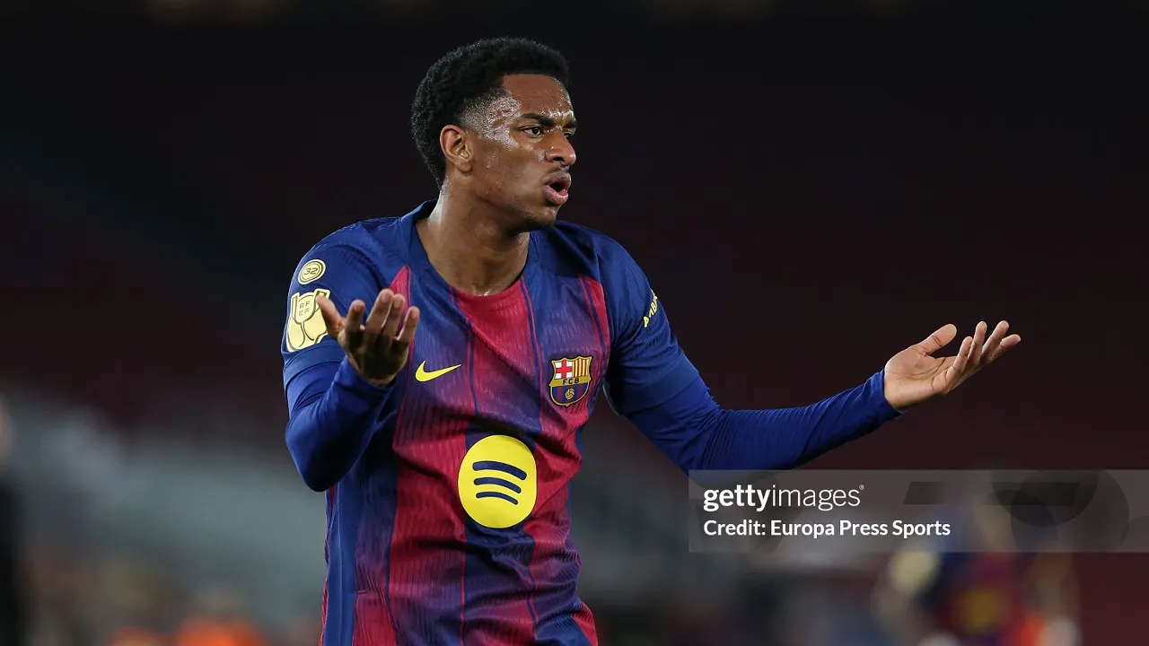 Unai Emery Coret Alejandro Balde dari Target Aston Villa