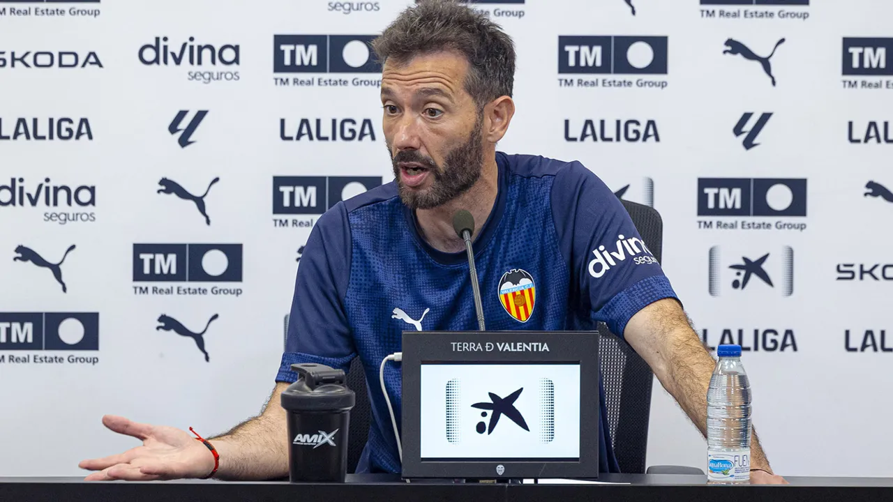 Valencia Tak Punya Pilihan, Carlos Corberan Kemenangan di Markas Mallorca