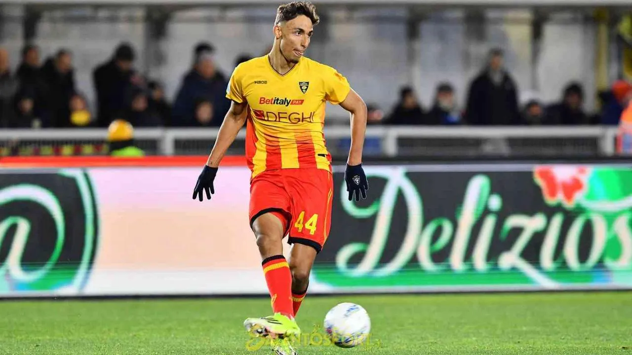 AC Milan Masuk Dalam Persaingan Mendatangkan Tiago Gabriel dari Lecce