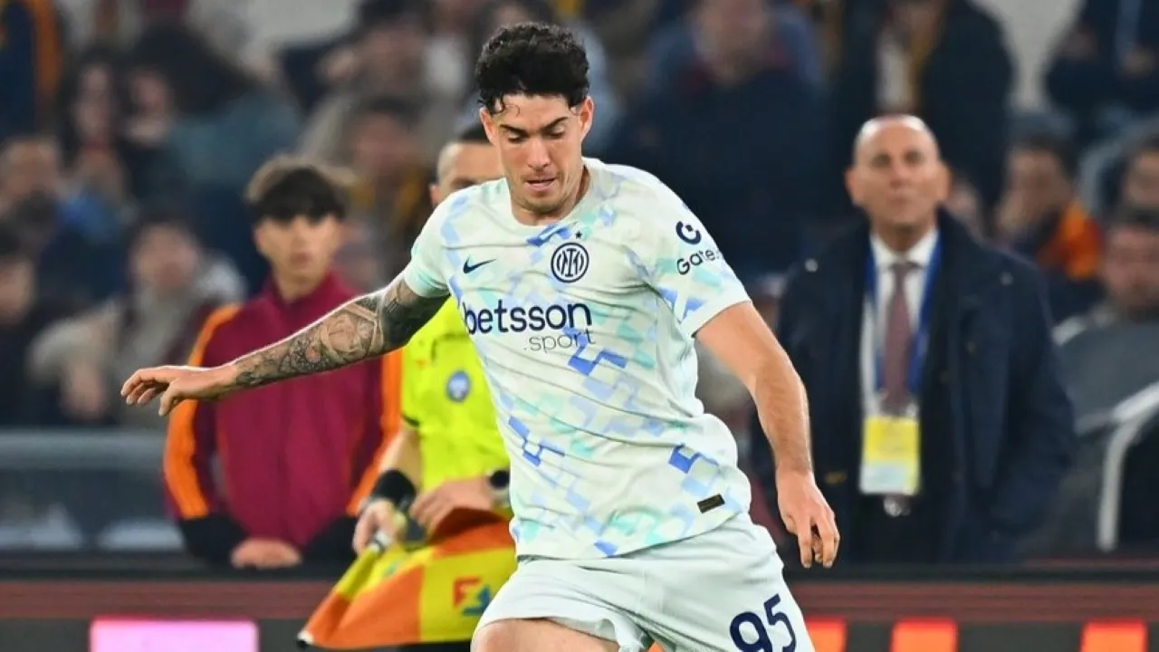 Alessandro Bastoni Hampir Capai Kesepakatan Pribadi Dengan Barcelona