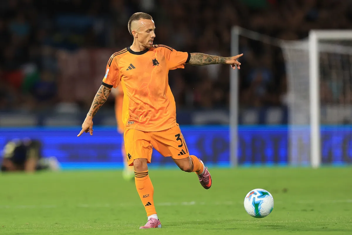 AS Roma Terpaksa Jual Pemain, Real Betis Incar Angeliño - sumber: (footballitalia)