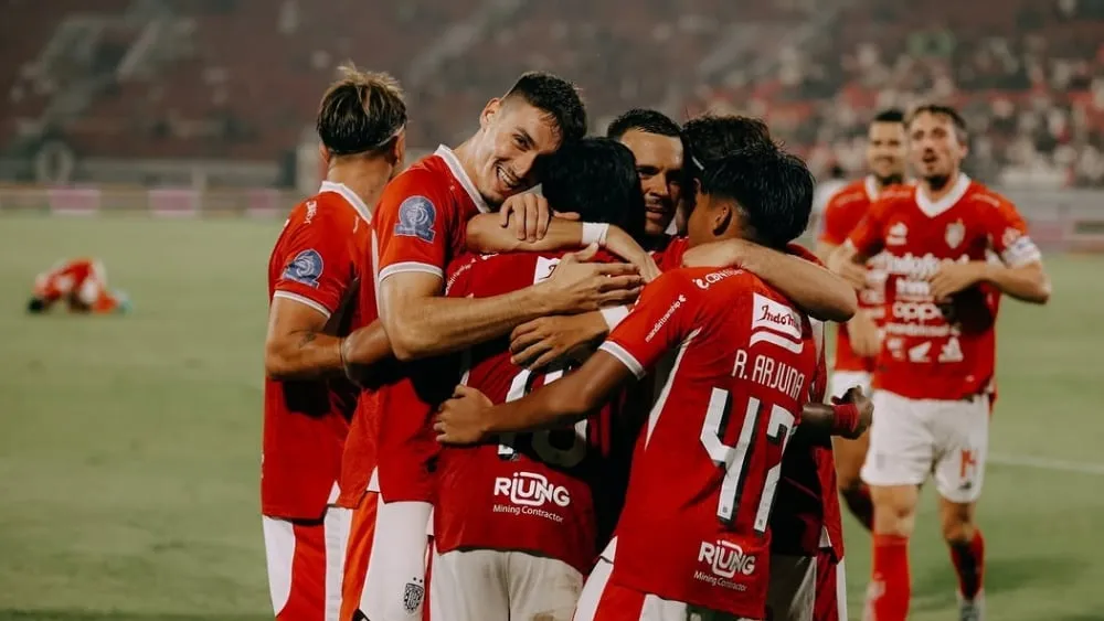 Bali United Siap Tantang Persita dengan Bekal Strategi Kuat - sumber: (ileagueid)