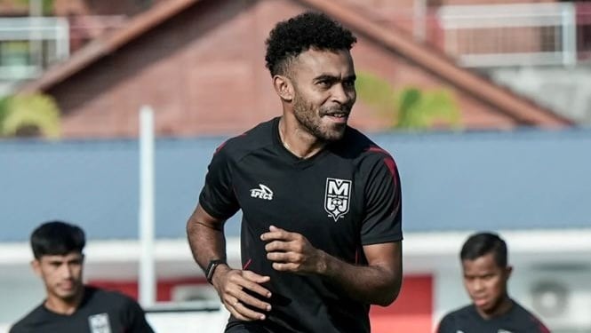 Hendri Susilo Tegaskan Kemenangan Kandang Sebagai Prioritas Malut United