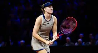 Jelang Madrid Open, Elena Rybakina Peringatkan Lawan Tentang Performanya