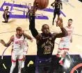 Lakers Unggul 2-0, LeBron Gemilang Lawan Rockets