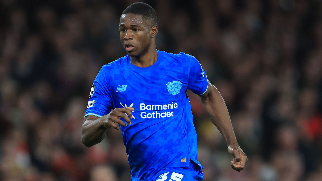 Leverkusen Tutup Peluang Lepas Christian Kofane, Barcelona Gigit Jari